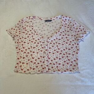 White and red floral short sleeve button up crop top